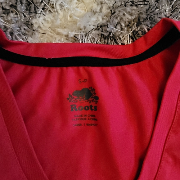 💖3/$20💖 Roots Athletic Tee - Picture 3 of 4